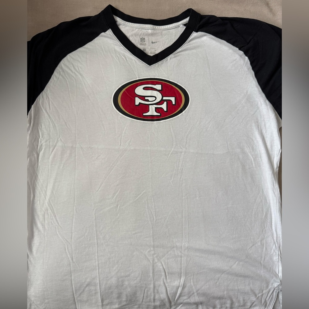 Women’s 49ers Tshirt